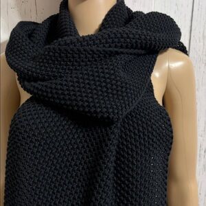 Organic OS Black Knit Scarf With Pockets 14 in wide 8 feet long